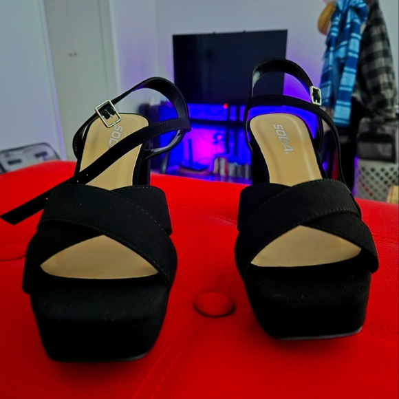 LAST CHANCE 🔆 NEW IN BOX Soda Size 7 Black Heels - Picture 6 of 7